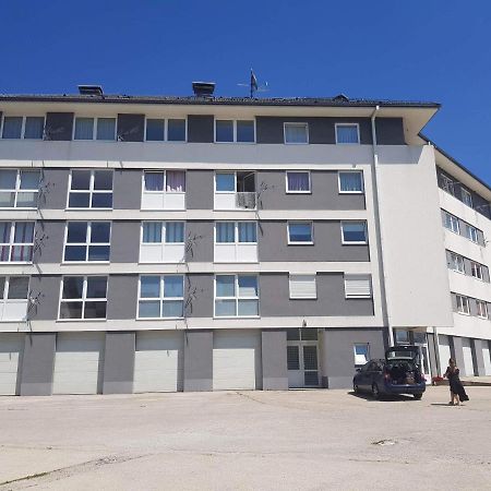 Apartmani Ivona Купрес Екстериор снимка