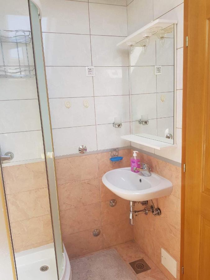 Apartmani Ivona Купрес Екстериор снимка